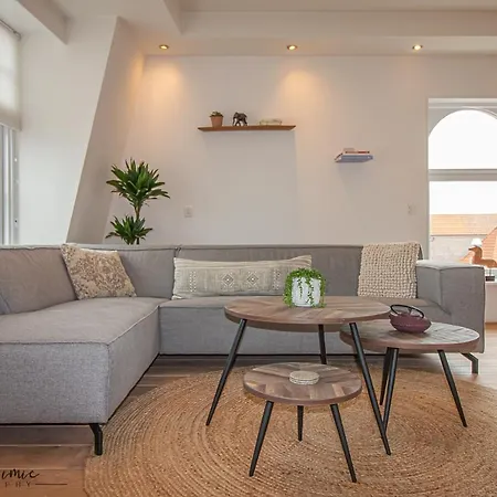 Aparthotel Trendy By Urban Home Stay 5*