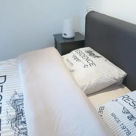 Aparthotel Trendy By Urban Home Stay Apartment