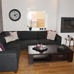 Trendy By Urban 5*